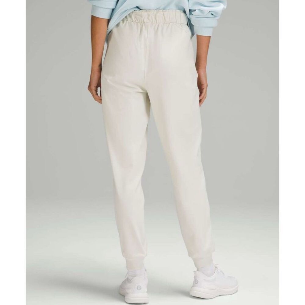 Lululemon Stretch High-Rise Jogger *Full Length, Bone, Sz6, Style Number: W5FXES - Picture 2 of 8